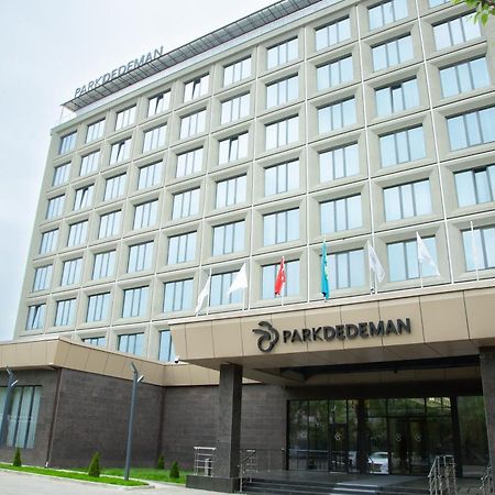 Park Dedeman Almaty Hotell Eksteriør bilde