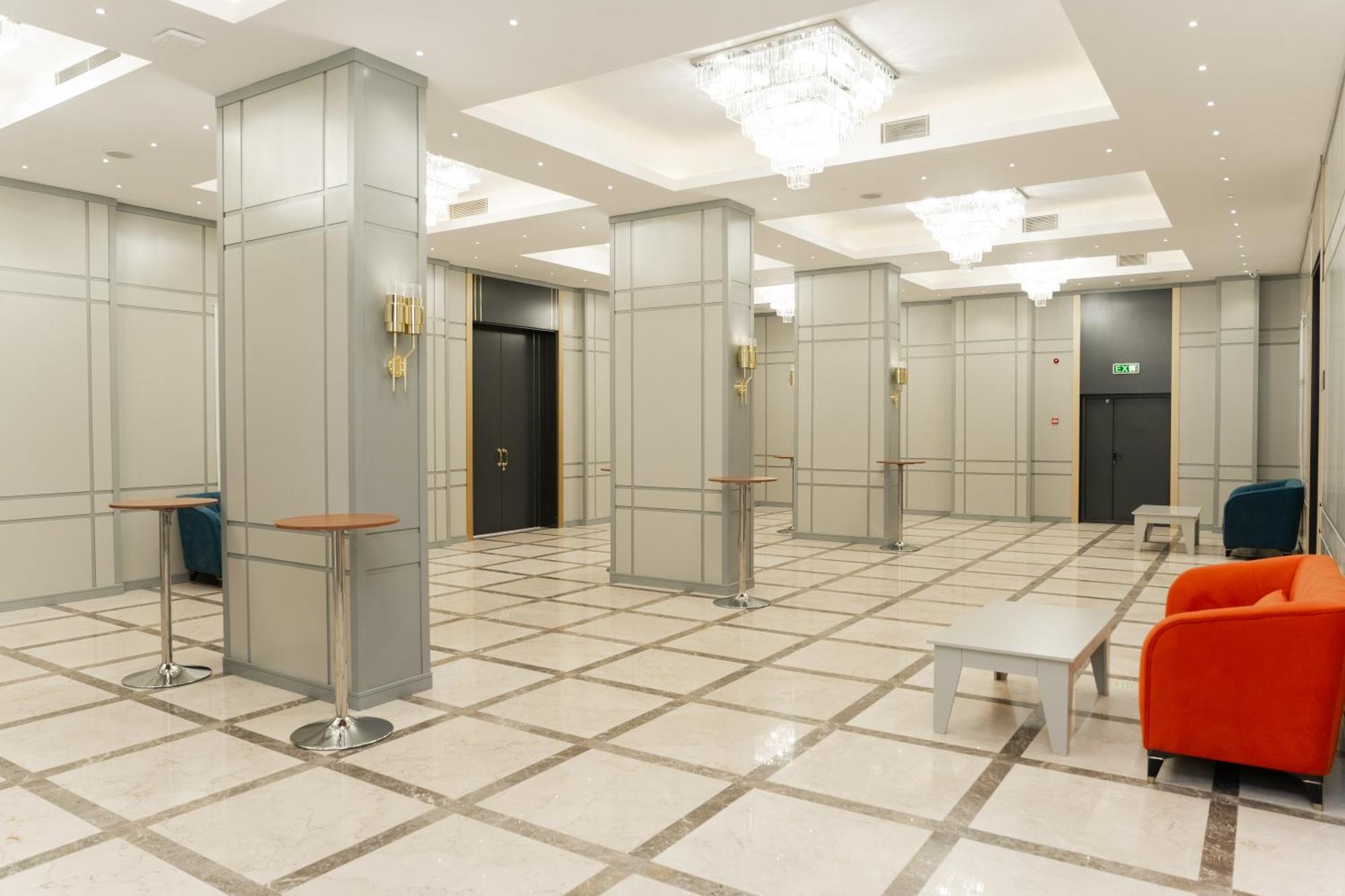Park Dedeman Almaty Hotell Eksteriør bilde
