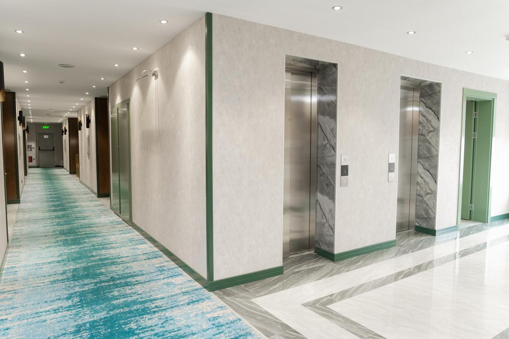 Park Dedeman Almaty Hotell Eksteriør bilde