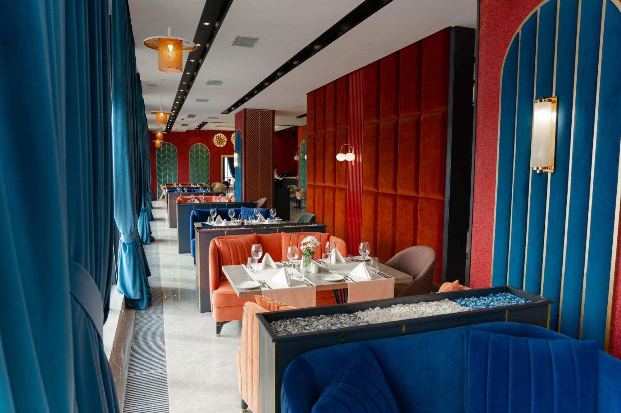Park Dedeman Almaty Hotell Eksteriør bilde