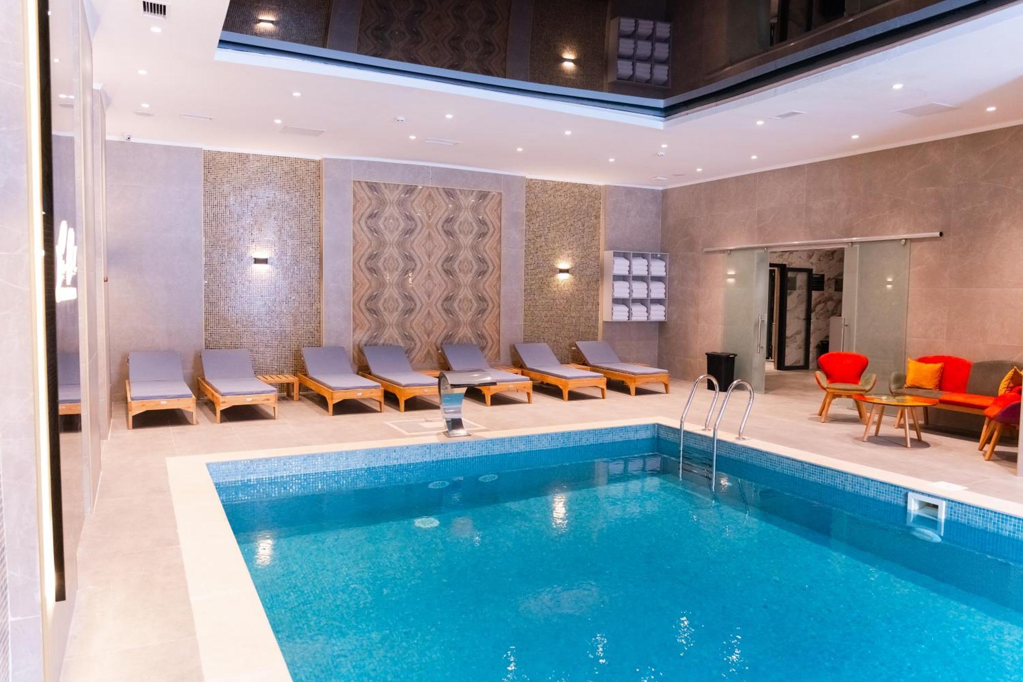 Park Dedeman Almaty Hotell Eksteriør bilde